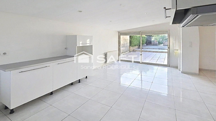 Ma-Cabane - Vente Maison Charmes, 99 m²
