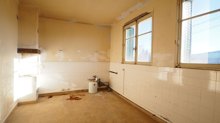 Ma-Cabane - Vente Maison CHARMES, 85 m²