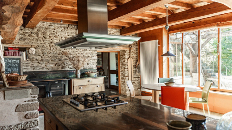 Ma-Cabane - Vente Maison Charmes-sur-l'Herbasse, 340 m²