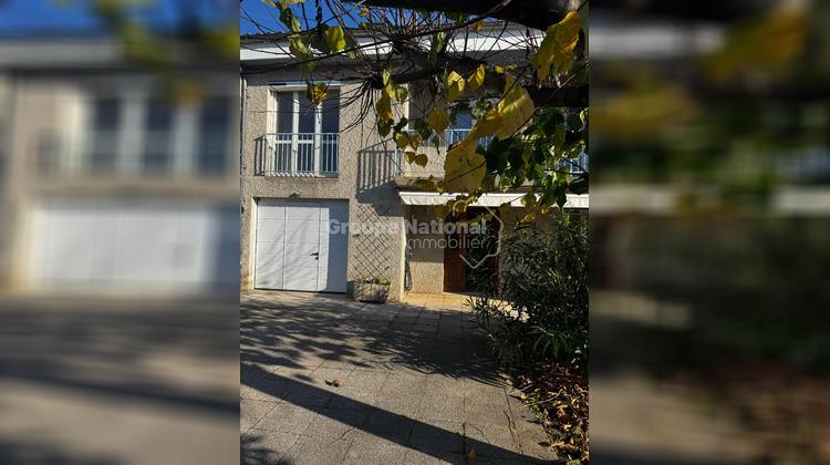 Ma-Cabane - Vente Maison CHARMES-SUR-RHONE, 140 m²