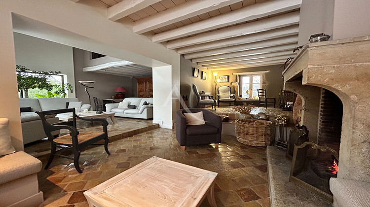 Ma-Cabane - Vente Maison CHARNAY-LES-MACON, 195 m²