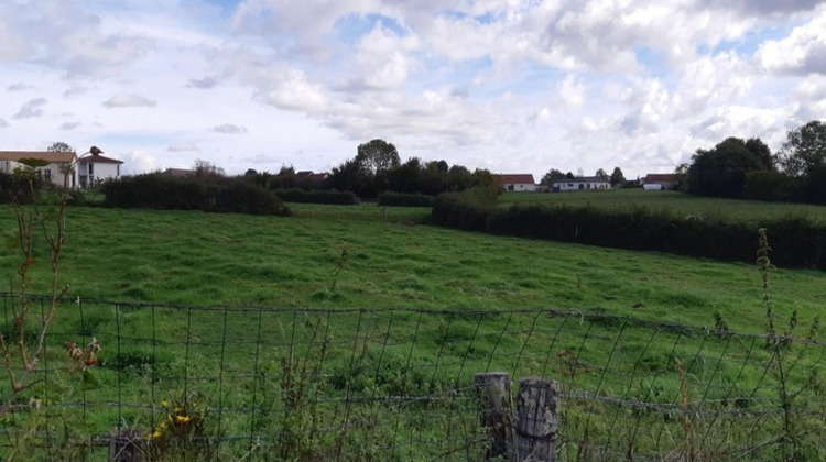 Ma-Cabane - Vente Maison CHAROLLES, 47 m²