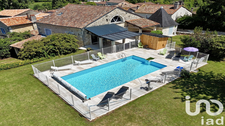 Ma-Cabane - Vente Maison Charras, 360 m²