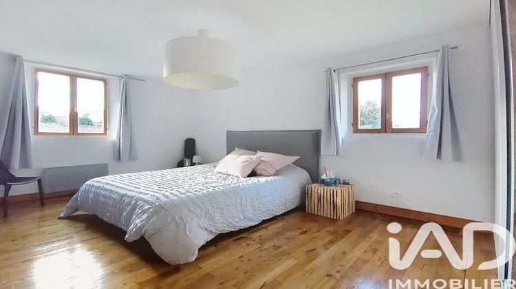 Ma-Cabane - Vente Maison Charras, 320 m²