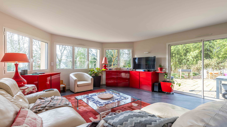 Ma-Cabane - Vente Maison CHARTRES-DE-BRETAGNE, 217 m²