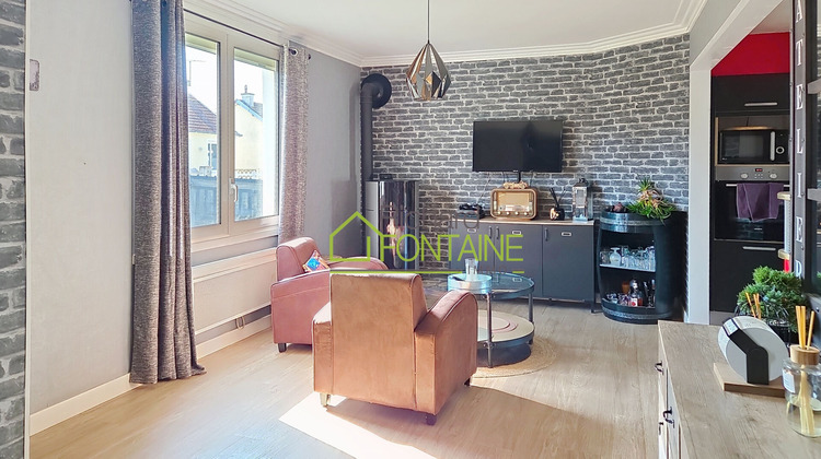 Ma-Cabane - Vente Maison CHARTRES-DE-BRETAGNE, 103 m²