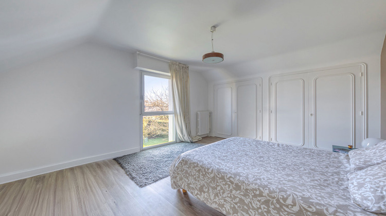 Ma-Cabane - Vente Maison CHARTRES-DE-BRETAGNE, 156 m²