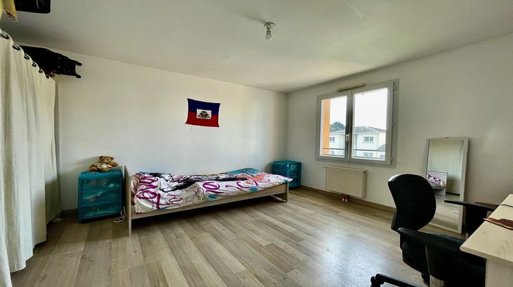 Ma-Cabane - Vente Maison CHARTRETTES, 98 m²