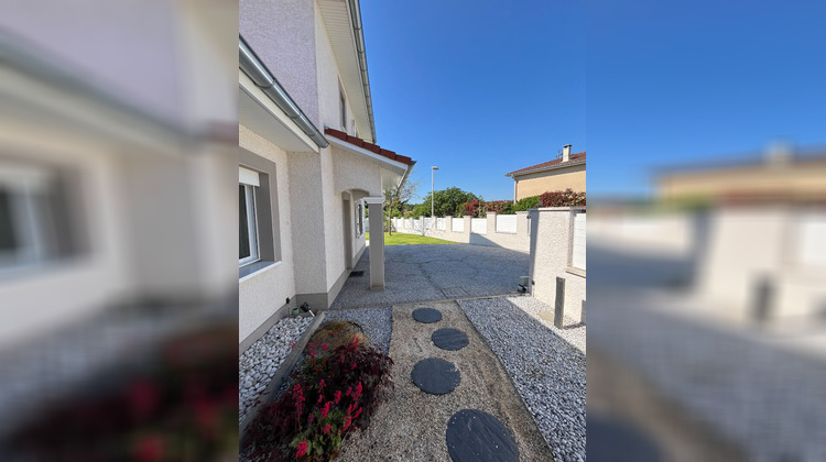 Ma-Cabane - Vente Maison CHARVIEU-CHAVAGNEUX, 123 m²