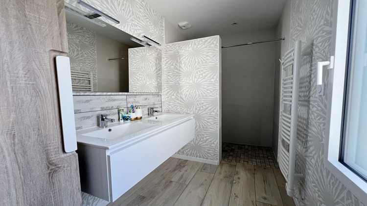 Ma-Cabane - Vente Maison CHASNE-SUR-ILLET, 134 m²