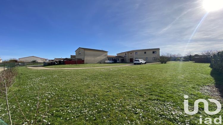 Ma-Cabane - Vente Maison Chasseneuil-du-Poitou, 300 m²