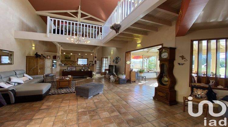 Ma-Cabane - Vente Maison Chasseneuil-du-Poitou, 190 m²