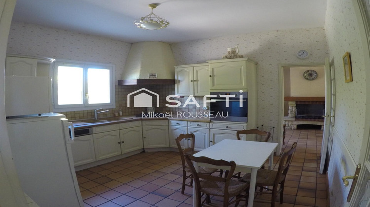Ma-Cabane - Vente Maison Chasseneuil-du-Poitou, 184 m²