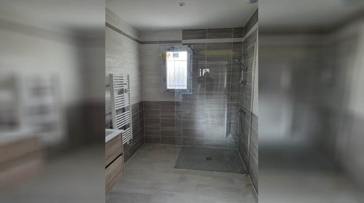 Ma-Cabane - Vente Maison Chasseneuil-sur-Bonnieure, 82 m²