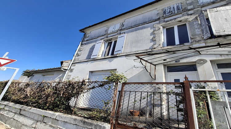 Ma-Cabane - Vente Maison Chasseneuil-sur-Bonnieure, 104 m²