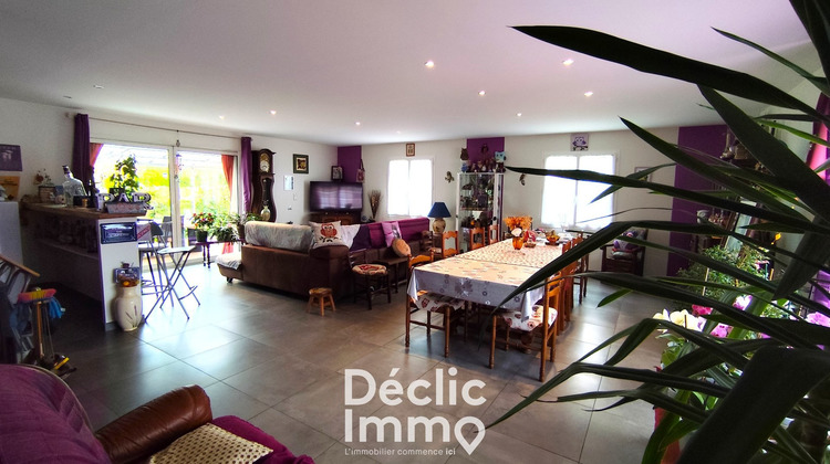 Ma-Cabane - Vente Maison CHASSENEUIL SUR BONNIEURE, 150 m²