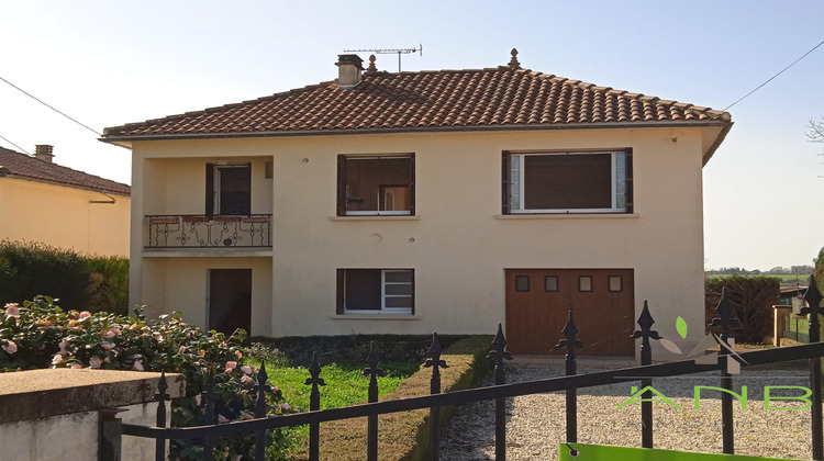 Ma-Cabane - Vente Maison Chasseneuil-sur-Bonnieure, 66 m²