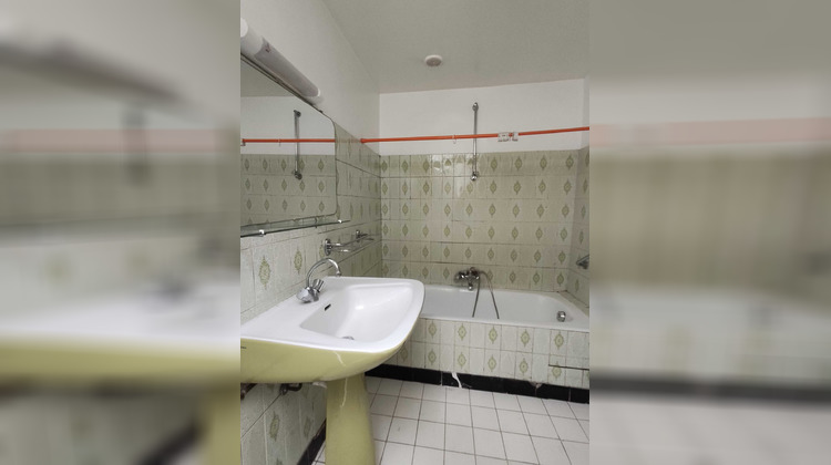 Ma-Cabane - Vente Maison Chasseneuil-sur-Bonnieure, 61 m²