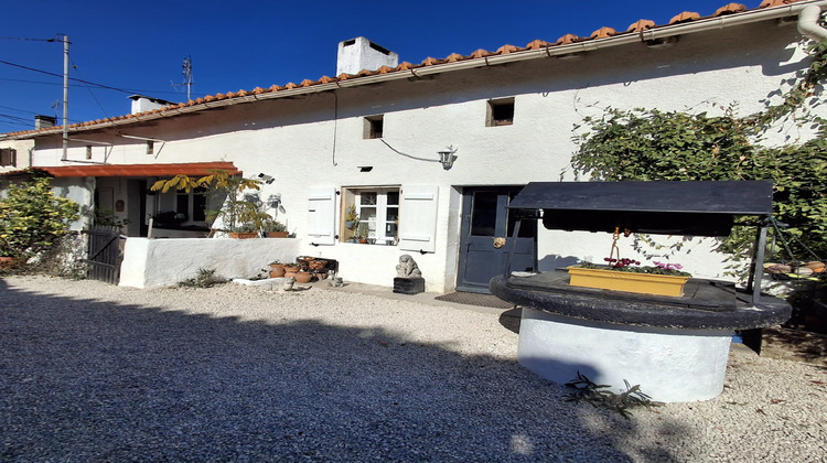 Ma-Cabane - Vente Maison Chasseneuil-sur-Bonnieure, 160 m²