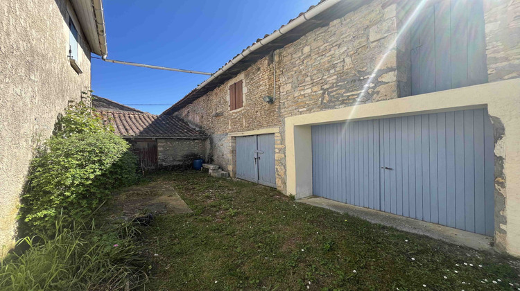 Ma-Cabane - Vente Maison Chasseneuil sur bonnieure, 74 m²