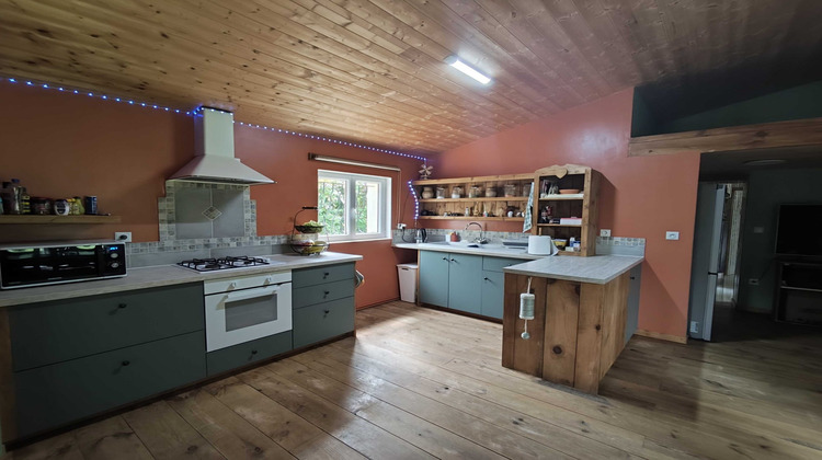 Ma-Cabane - Vente Maison Chasseneuil-sur-Bonnieure, 100 m²