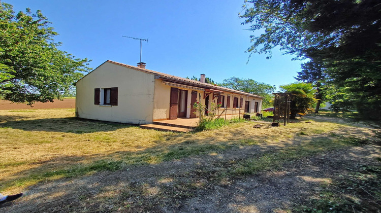 Ma-Cabane - Vente Maison Chasseneuil-sur-Bonnieure, 96 m²