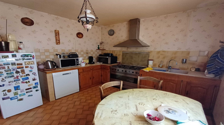 Ma-Cabane - Vente Maison Chasseneuil-sur-Bonnieure, 96 m²