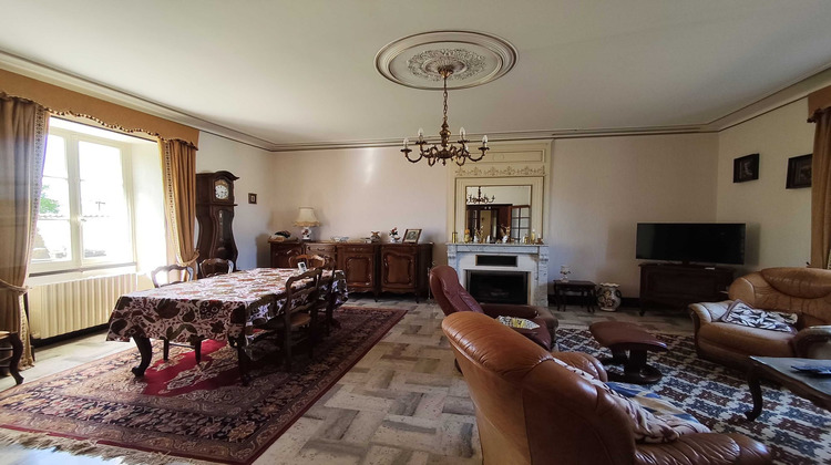 Ma-Cabane - Vente Maison Chasseneuil-sur-Bonnieure, 159 m²