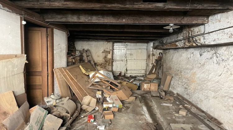 Ma-Cabane - Vente Maison Chasseneuil-sur-Bonnieure, 215 m²