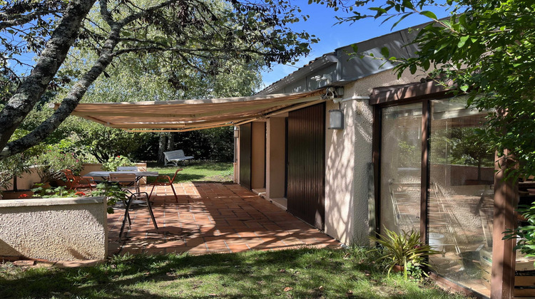 Ma-Cabane - Vente Maison Chasseneuil-sur-Bonnieure, 181 m²