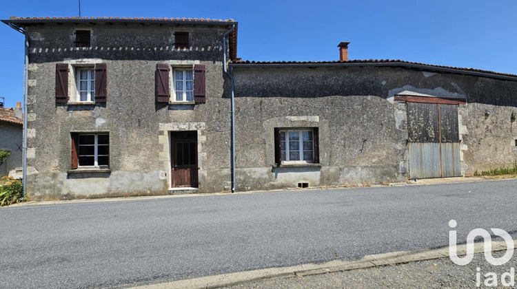 Ma-Cabane - Vente Maison Chassiecq, 103 m²