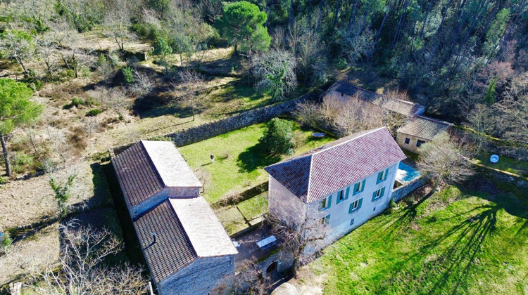 Ma-Cabane - Vente Maison CHASSIERS, 369 m²