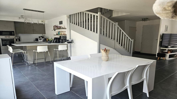 Ma-Cabane - Vente Maison CHASSIEU, 120 m²