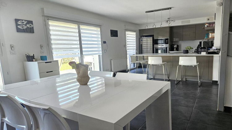 Ma-Cabane - Vente Maison CHASSIEU, 120 m²