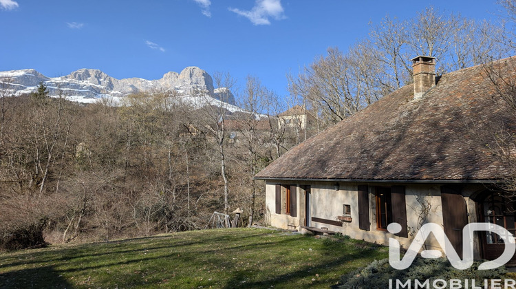 Ma-Cabane - Vente Maison Chateau-Bernard, 126 m²