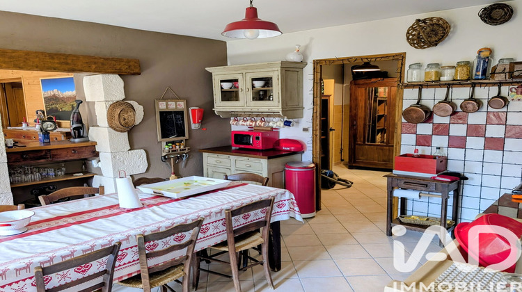 Ma-Cabane - Vente Maison Chateau-Bernard, 126 m²