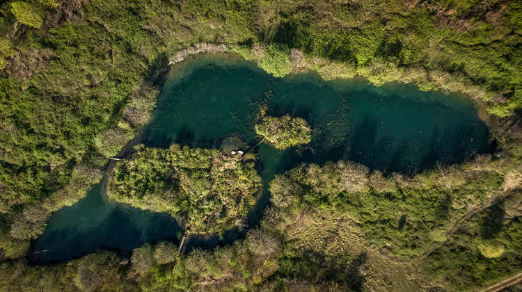 Ma-Cabane - Vente Maison CHATEAU-CHALON, 800 m²