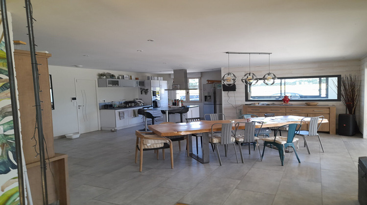 Ma-Cabane - Vente Maison CHATEAU-GONTIER, 225 m²