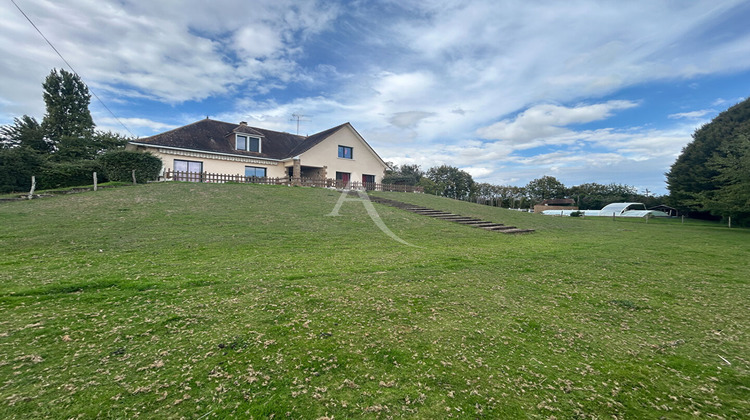 Ma-Cabane - Vente Maison CHATEAU-GONTIER, 338 m²