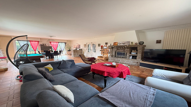 Ma-Cabane - Vente Maison CHATEAU-GONTIER, 338 m²