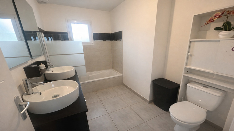 Ma-Cabane - Vente Maison CHATEAU-GONTIER, 105 m²