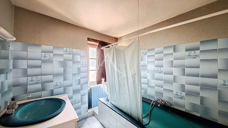 Ma-Cabane - Vente Maison CHATEAU-GONTIER, 109 m²