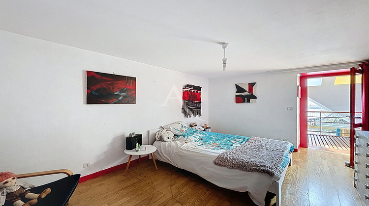 Ma-Cabane - Vente Maison CHATEAU-GONTIER, 233 m²