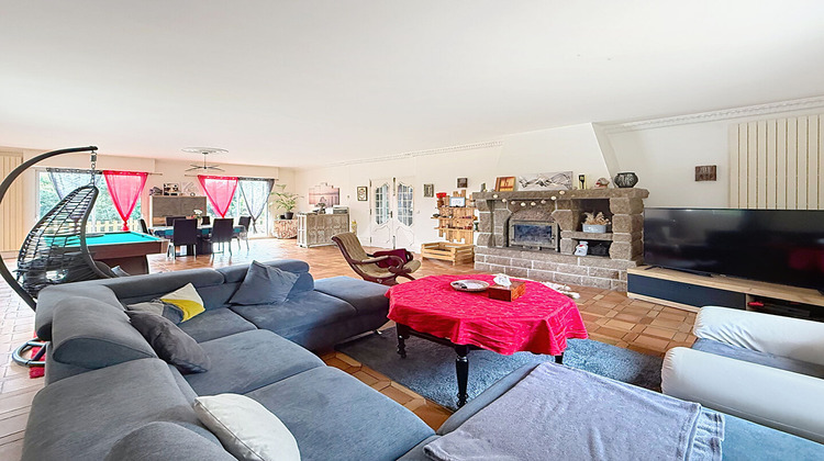 Ma-Cabane - Vente Maison CHATEAU-GONTIER, 338 m²