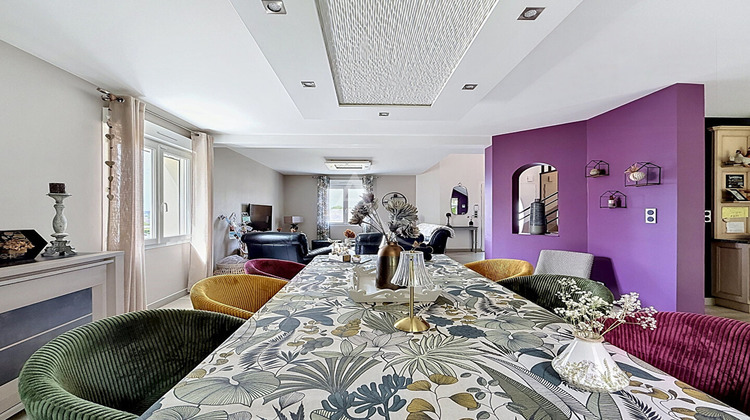 Ma-Cabane - Vente Maison CHATEAU-GONTIER, 180 m²
