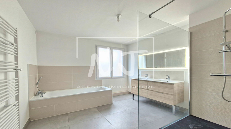 Ma-Cabane - Vente Maison CHATEAU-GONTIER, 115 m²