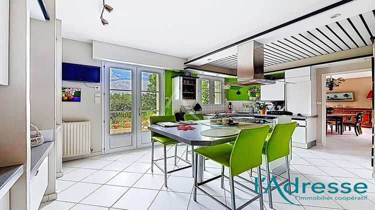 Ma-Cabane - Vente Maison CHATEAU-GONTIER, 167 m²