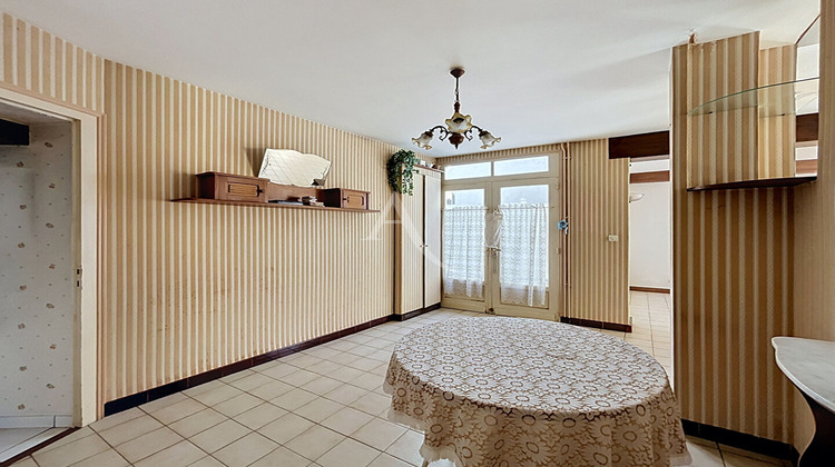 Ma-Cabane - Vente Maison CHATEAU-GONTIER, 210 m²