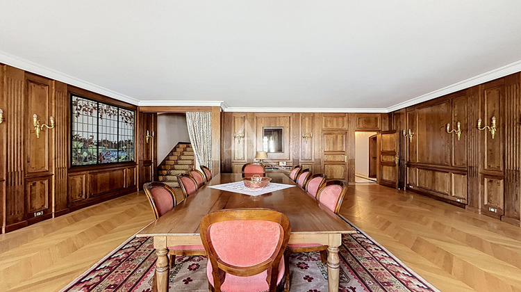 Ma-Cabane - Vente Maison CHATEAU-GONTIER, 380 m²