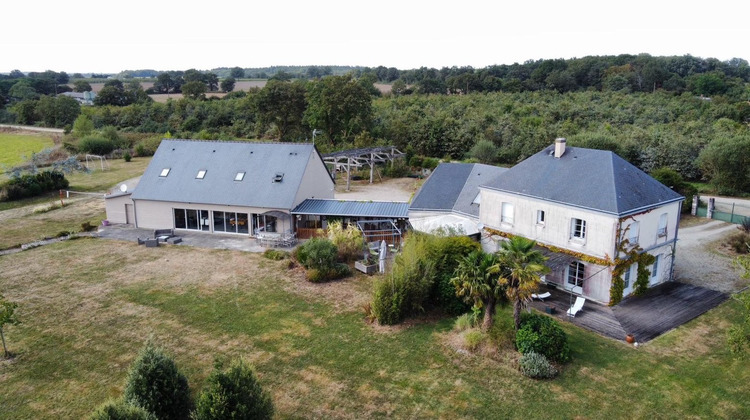 Ma-Cabane - Vente Maison CHATEAU-GONTIER, 402 m²
